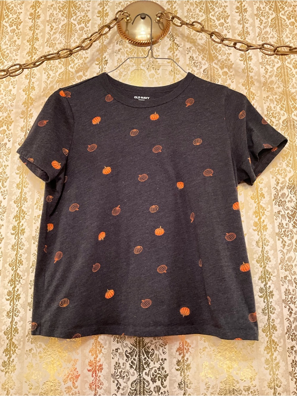 Old Navy Black Short Sleeve Tee with Orange Pumpkin Motif